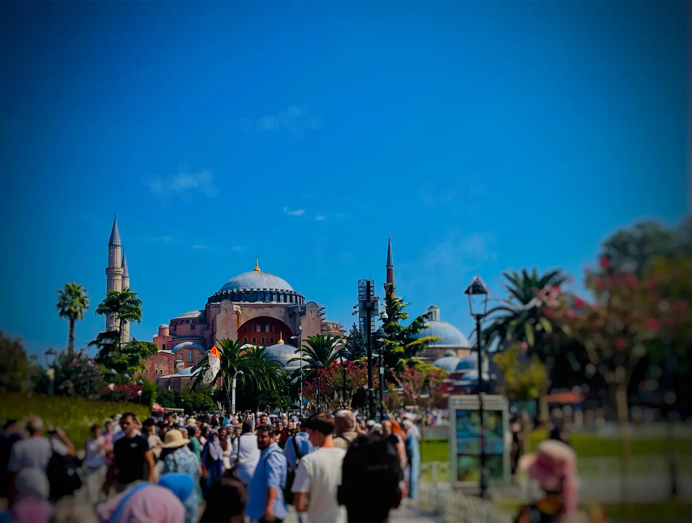 Istanbul Essential — Where Empires Meet Everyday Life